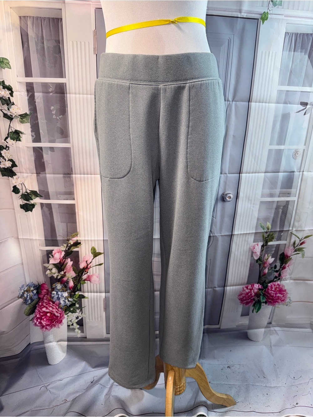 1162-d&co active Cozy Wide-Leg Fleece Joggers - Light Gray
